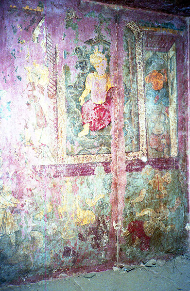 By the north window of the Khwabgah a painting shows smashed idols A beardless youth (upper left) with a nimbus indicates an idol